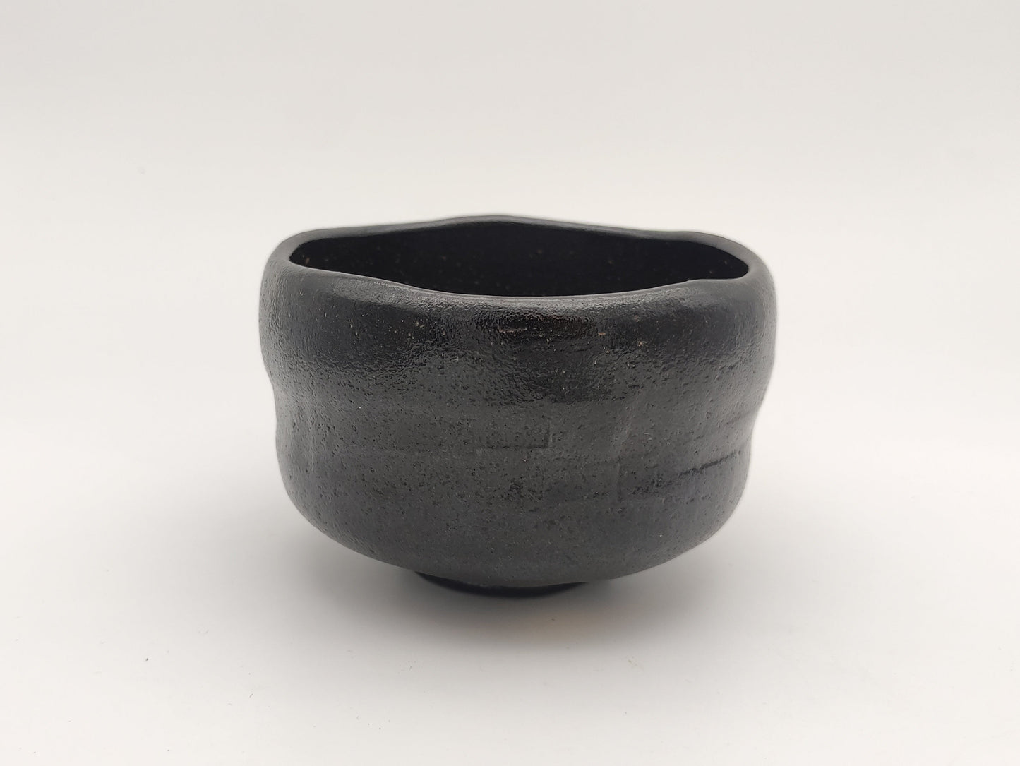 Vintage Raku Chawan "Weißes Siegel"